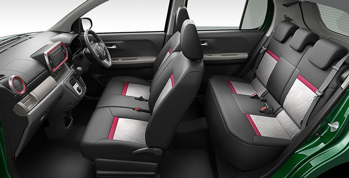Toyota_Passo_interior_seating