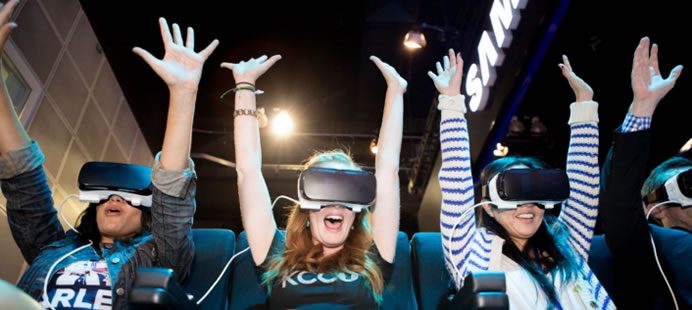 Gear-VR-Roller-Coaster_E3-2016_01